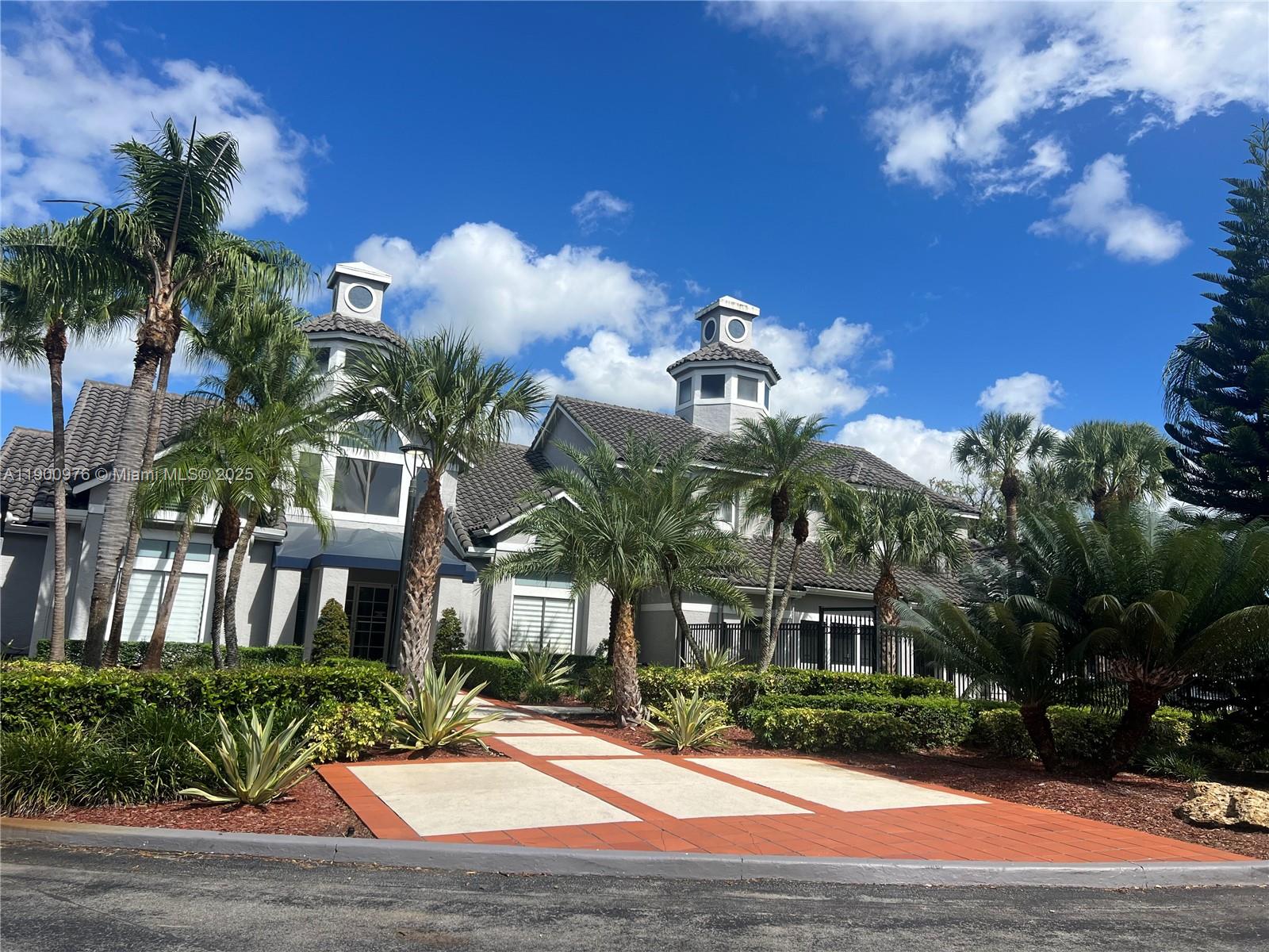 CORAL CLUB GARDEN VILLAS - Residential Lease