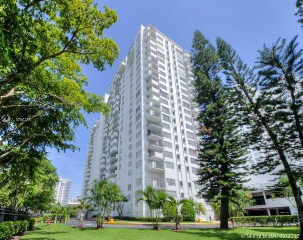 COMMODORE PLAZA CONDO - Residential Lease