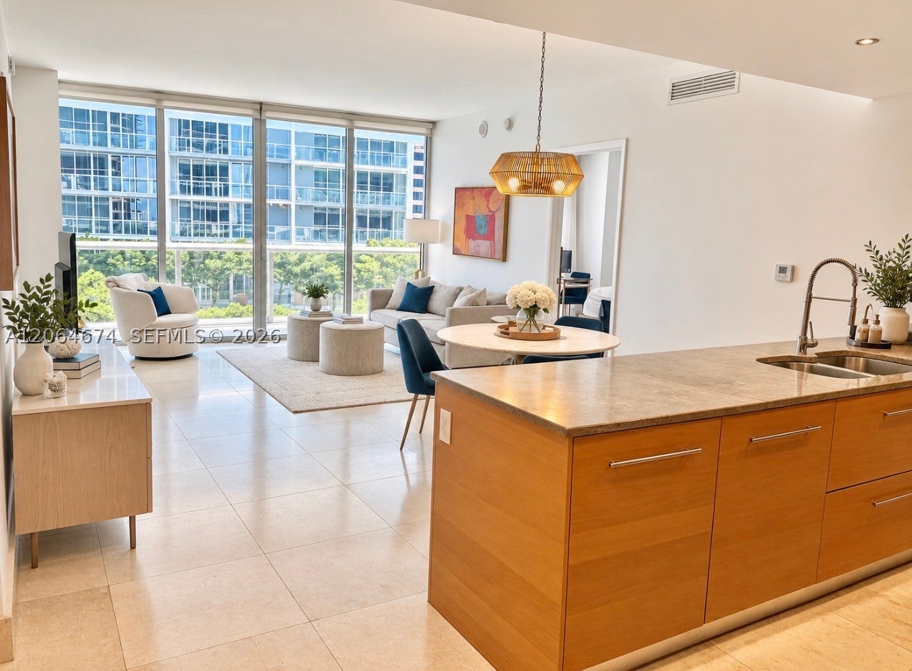 475 Brickell Ave 1609
