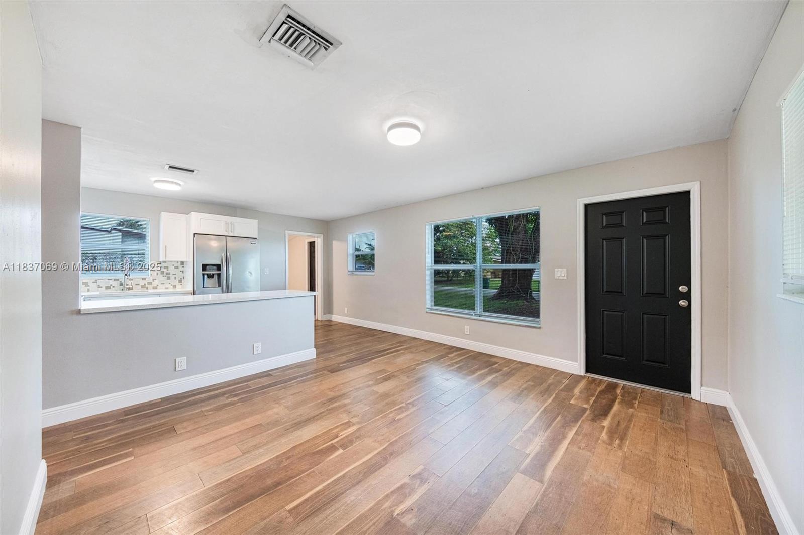 2569 NW 61st Ave, Margate, FL, 33063/$405,000 4 2569 NW 61st Ave