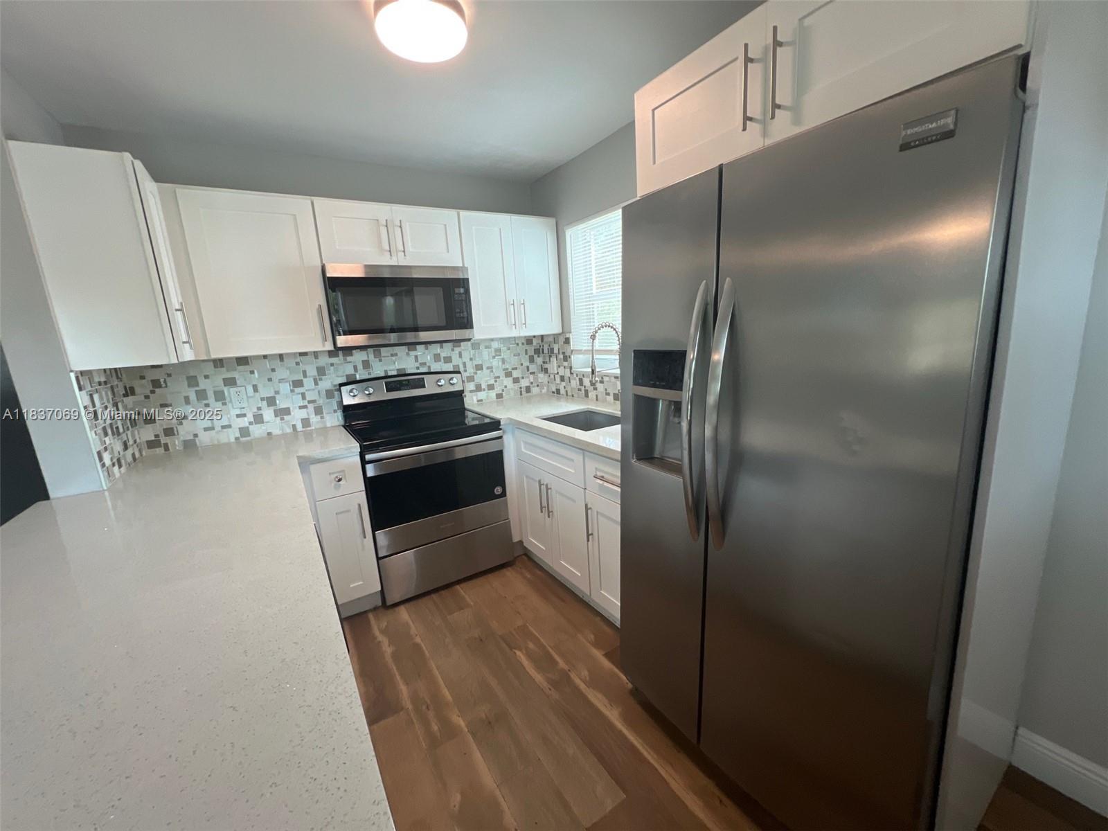 2569 NW 61st Ave