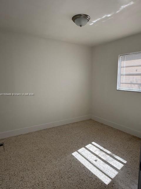 27 NW 48th Pl 2