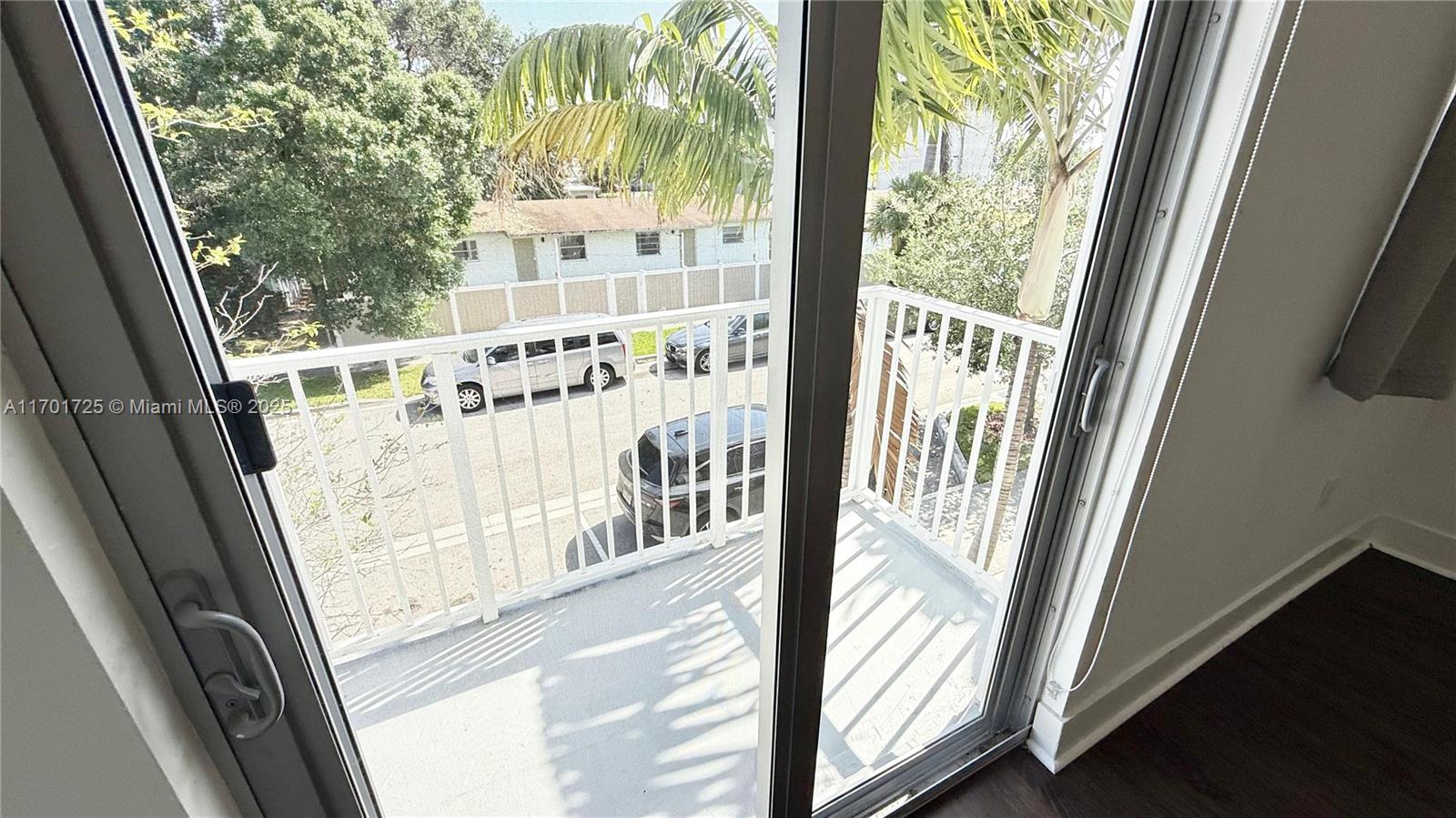WEITZER AVENTURA PLACE CO - Residential