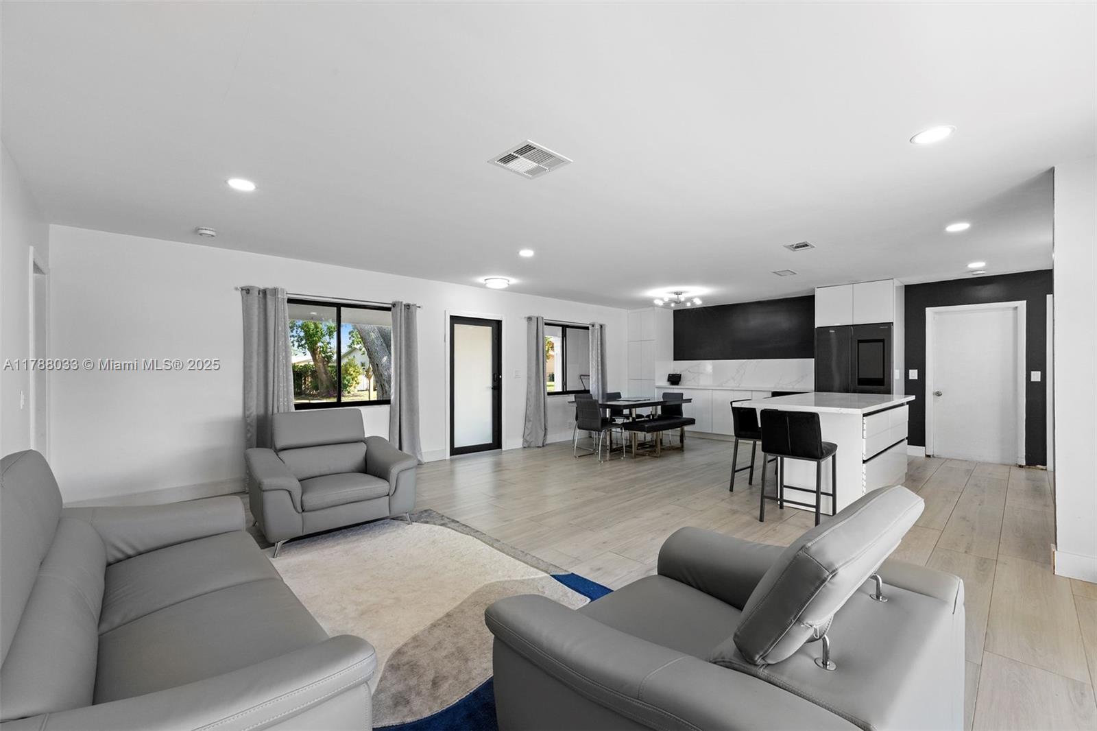 3890 NW 4th Ct