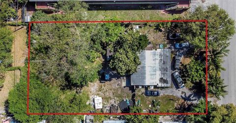 2743 Pierce St Hollywood FL 33020