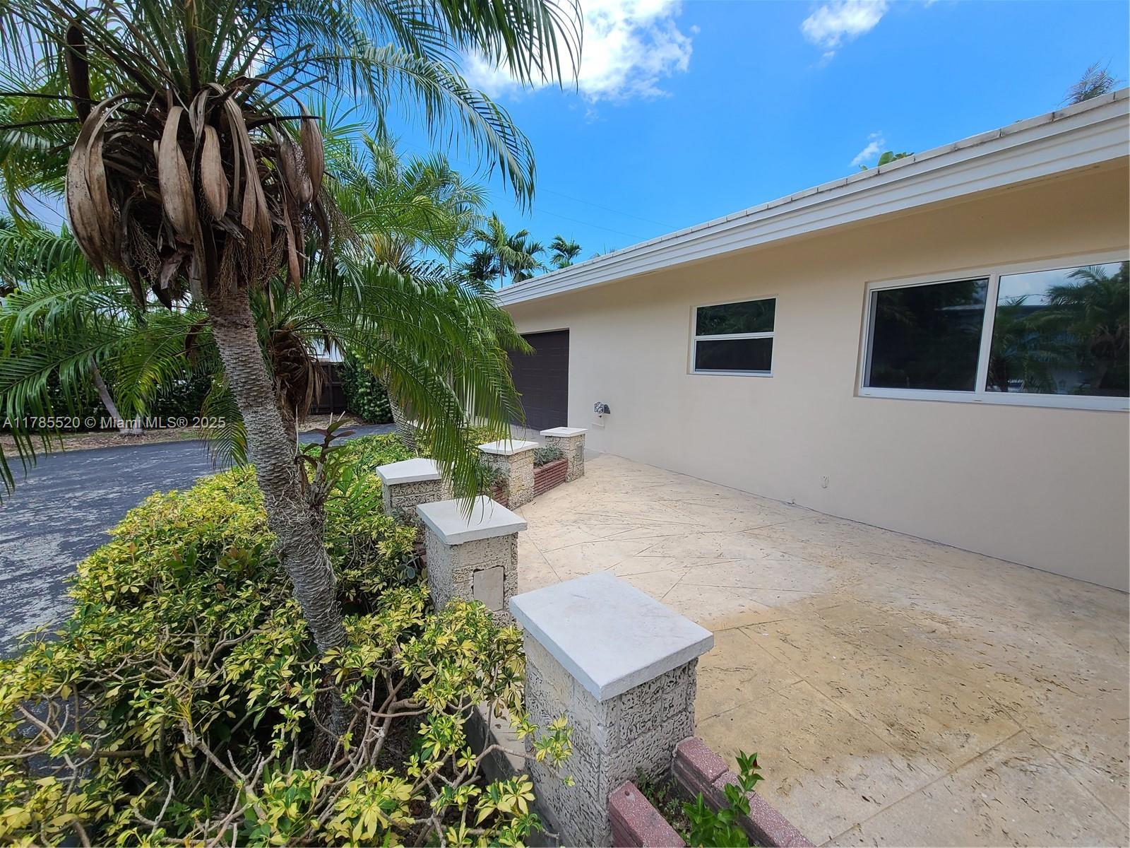 BAY HARBOR ISLAND - Residential