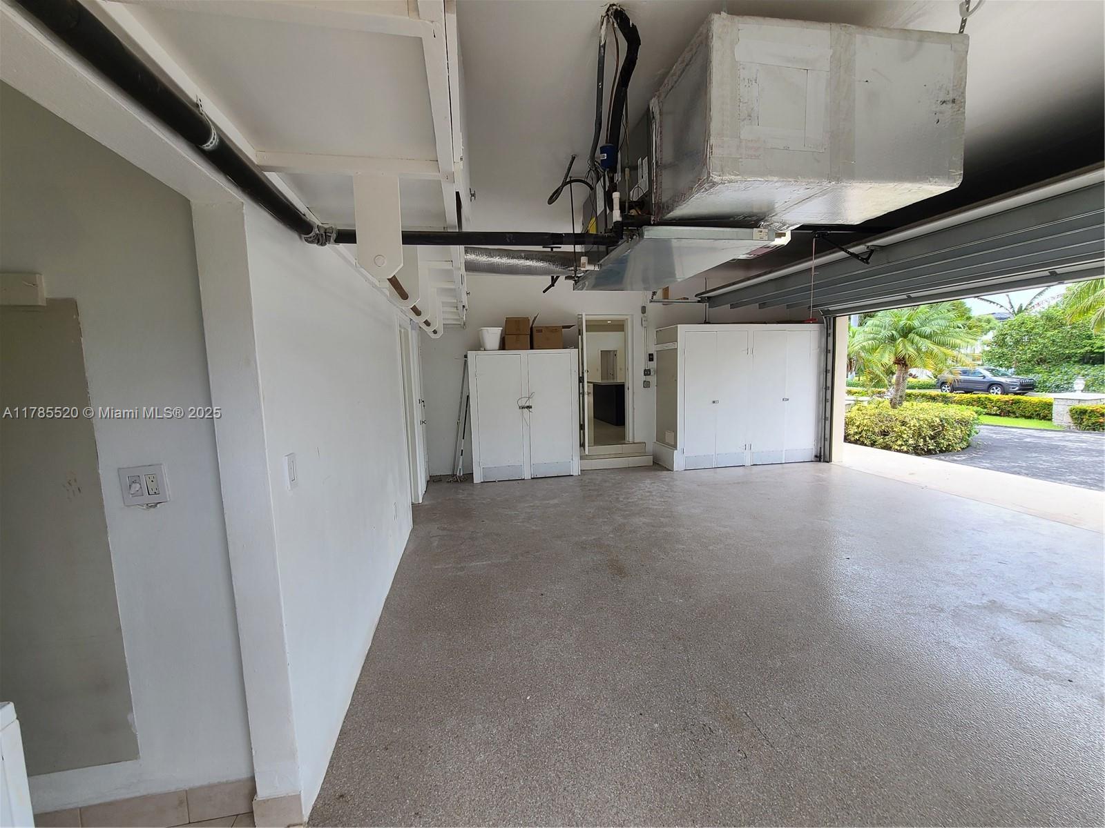 BAY HARBOR ISLAND - Residential