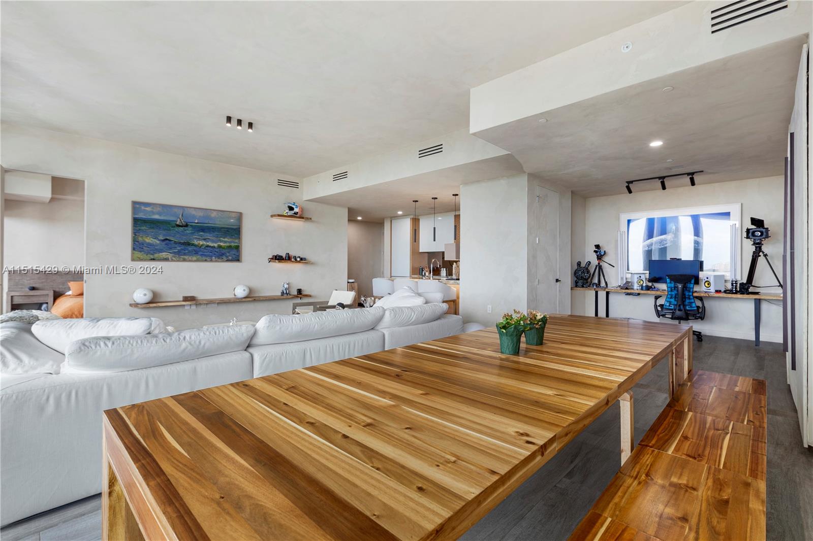 CLUB RESIDENCES AT PARK GR - Residential