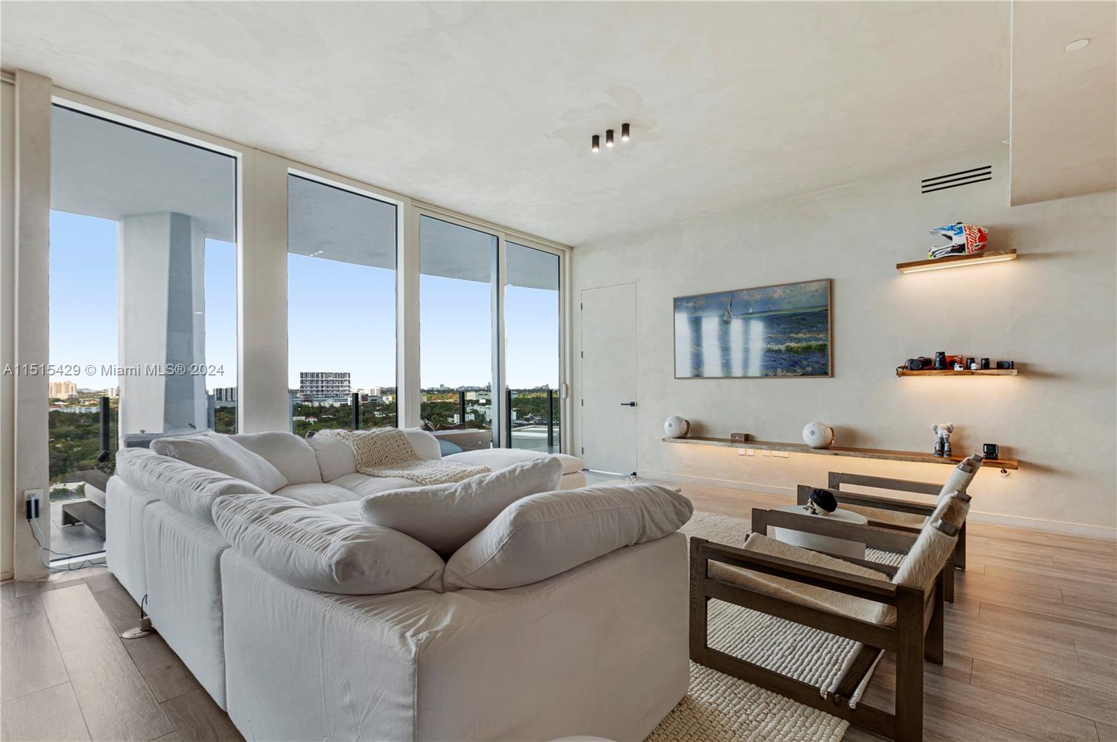 CLUB RESIDENCES AT PARK GR - Residential