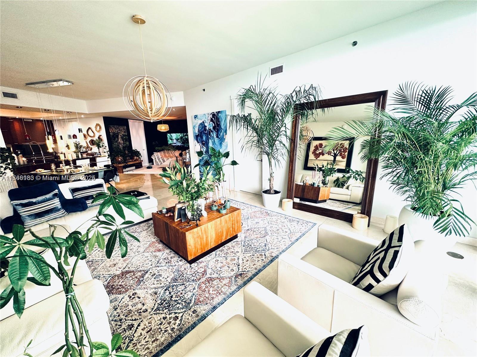 TDR TOWER I CONDO - Residential