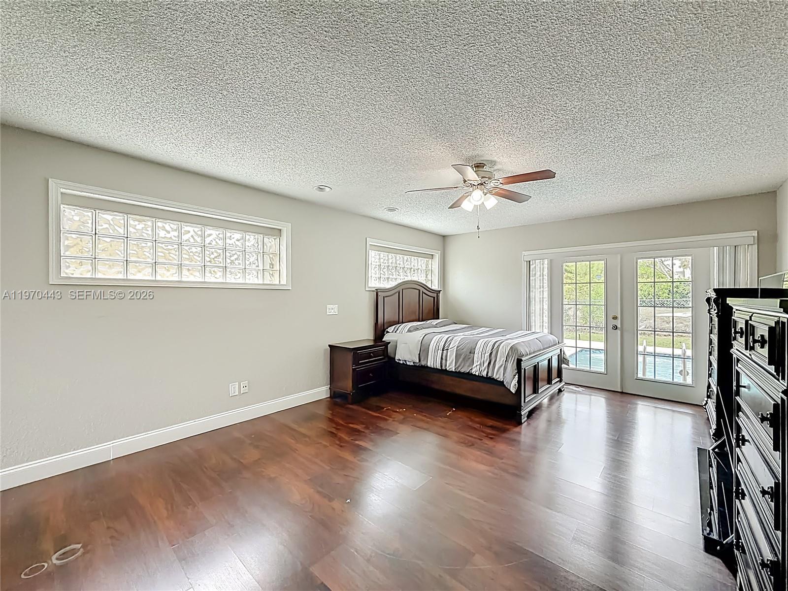 BOULEVARD NORTH - Residential