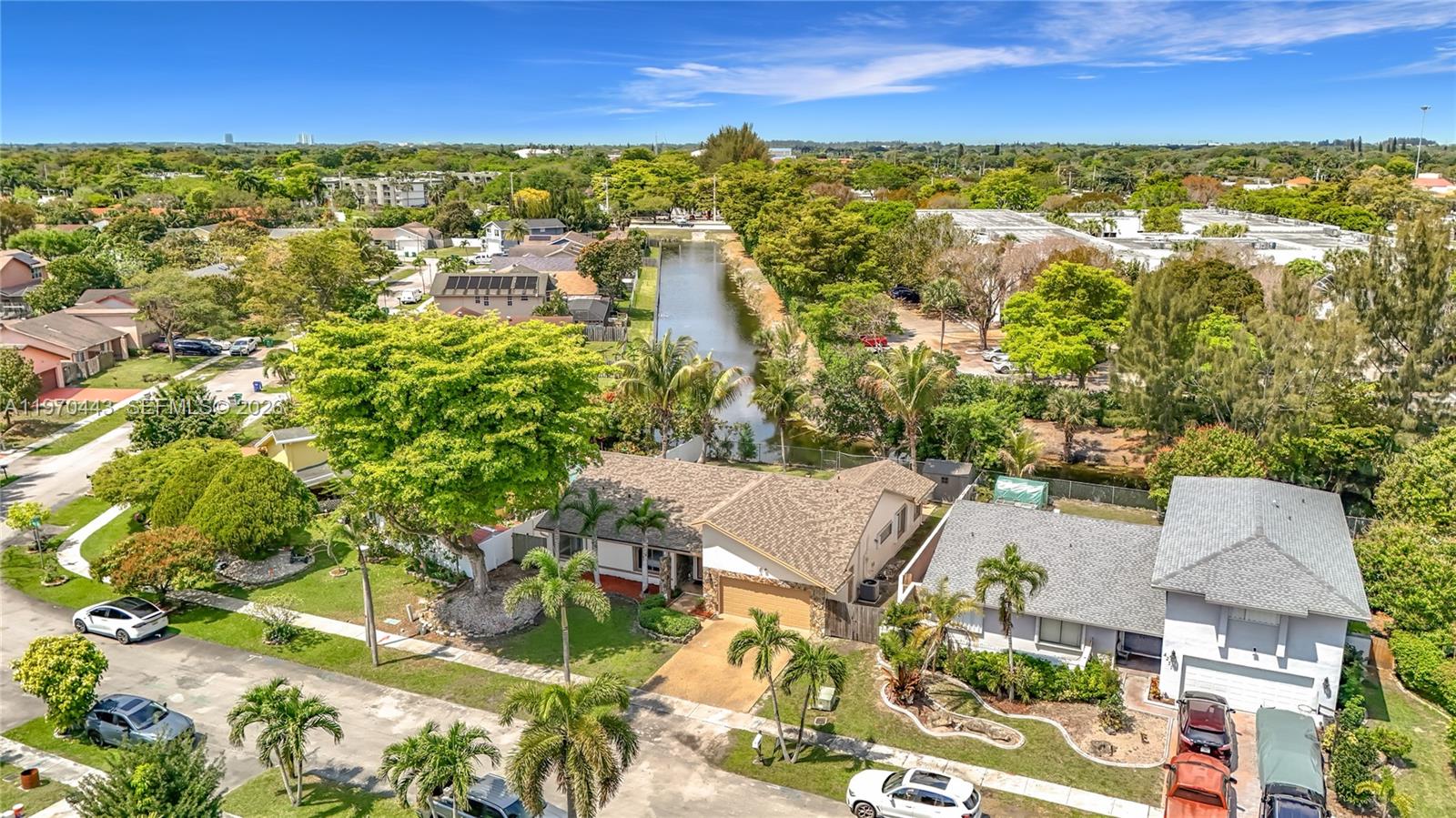 BOULEVARD NORTH - Residential