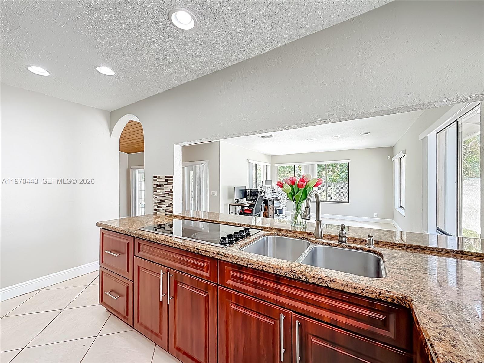 BOULEVARD NORTH - Residential