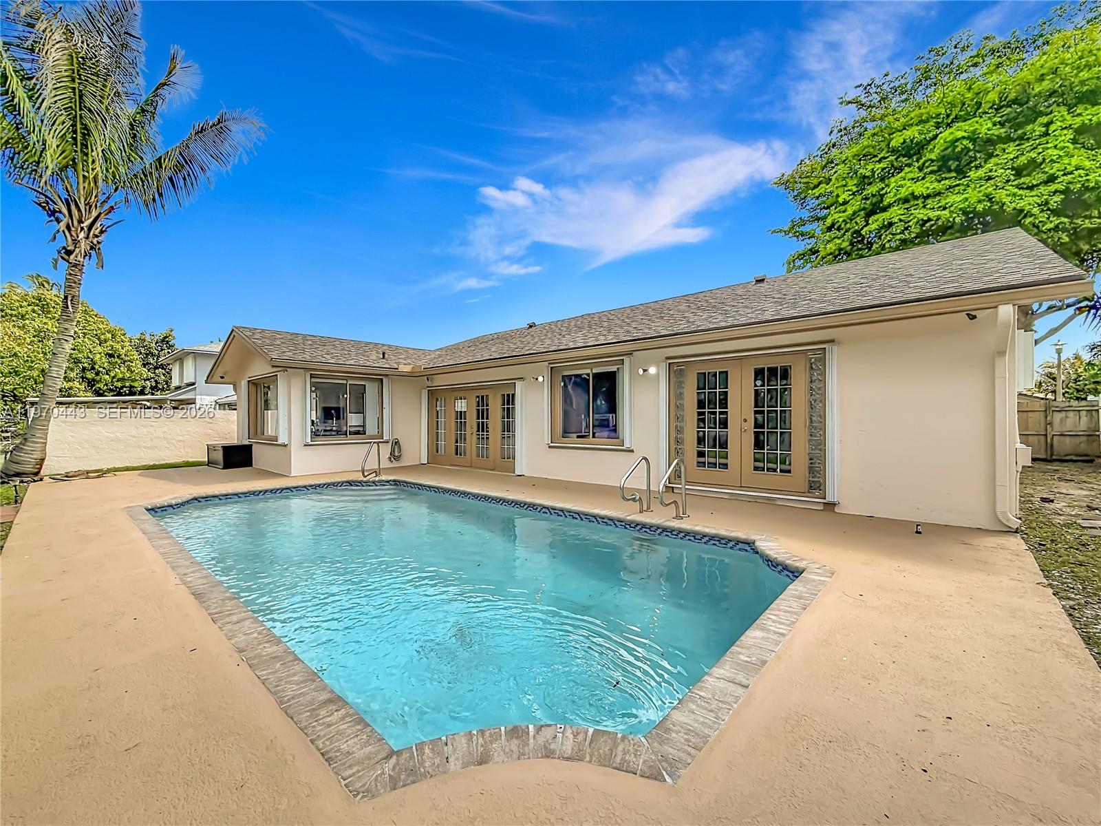 BOULEVARD NORTH - Residential