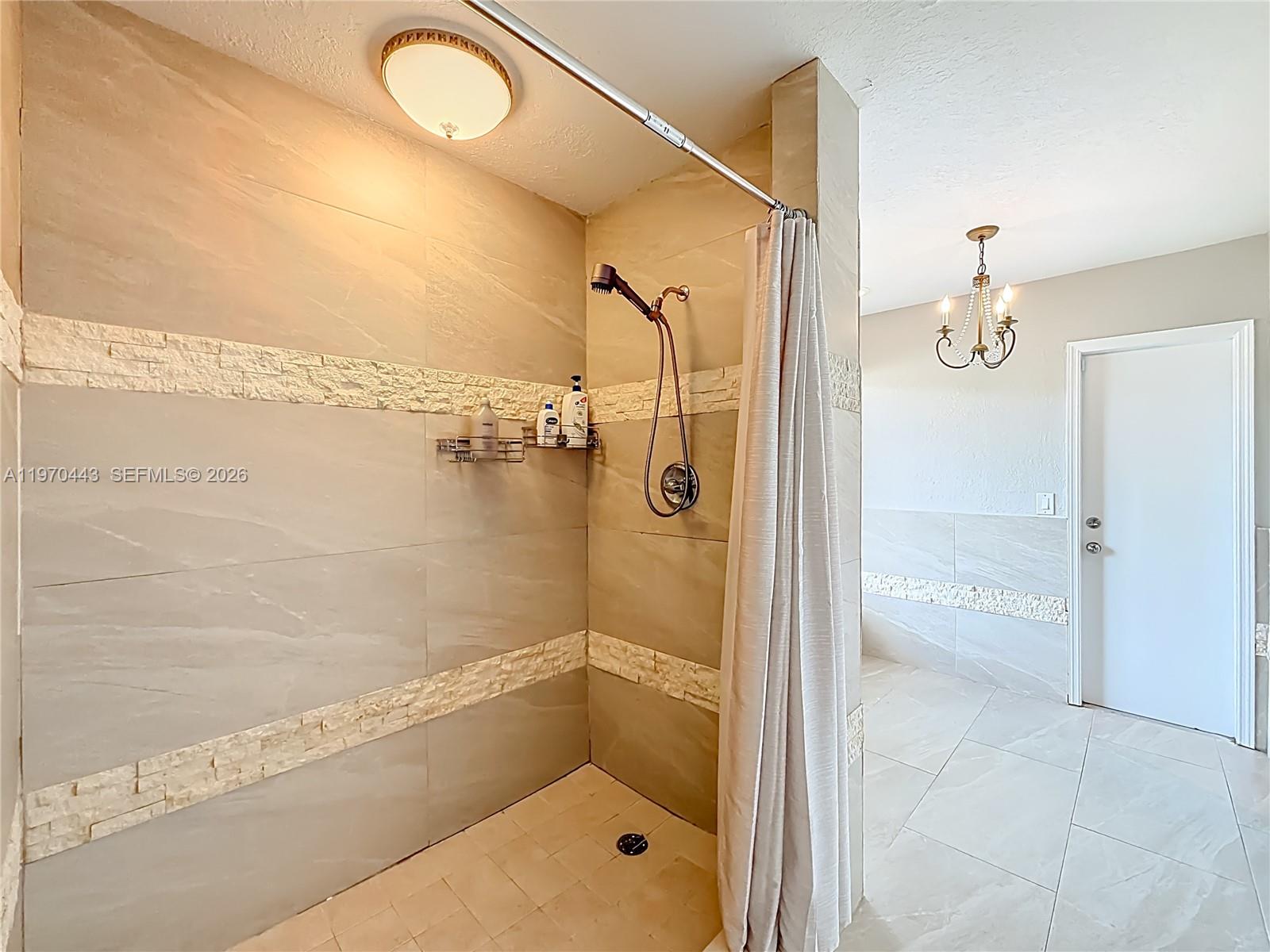 BOULEVARD NORTH - Residential