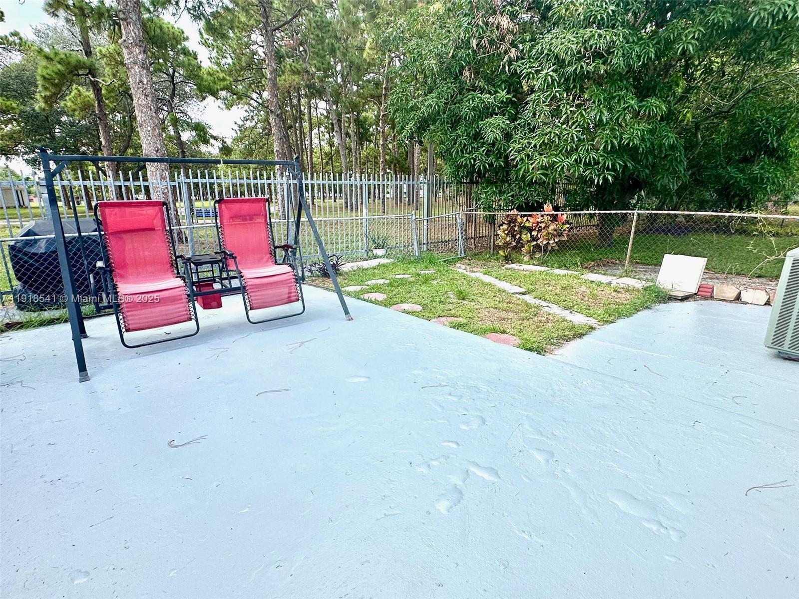 VISTA TOWNHOUSE SEC B - Residential