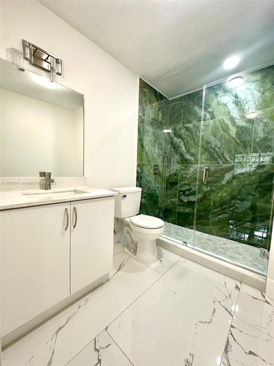 VISTA TOWNHOUSE SEC B - Residential