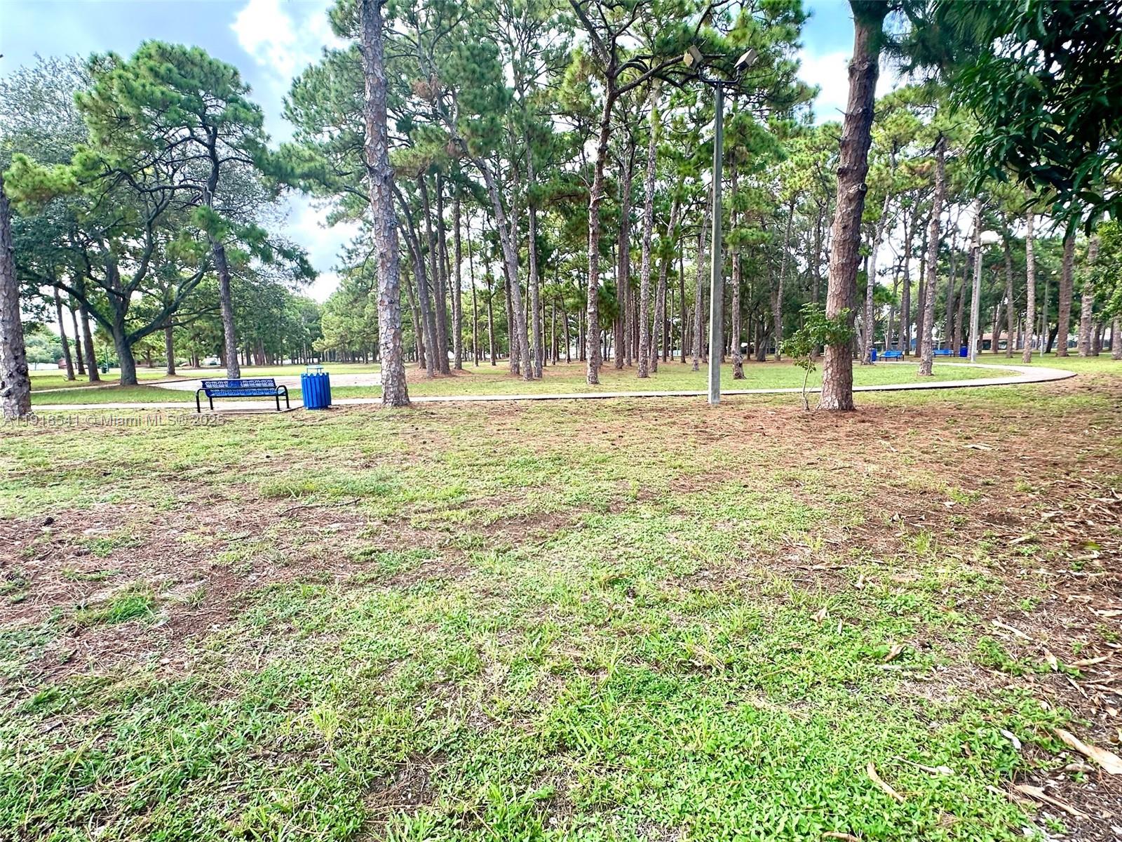 VISTA TOWNHOUSE SEC B - Residential