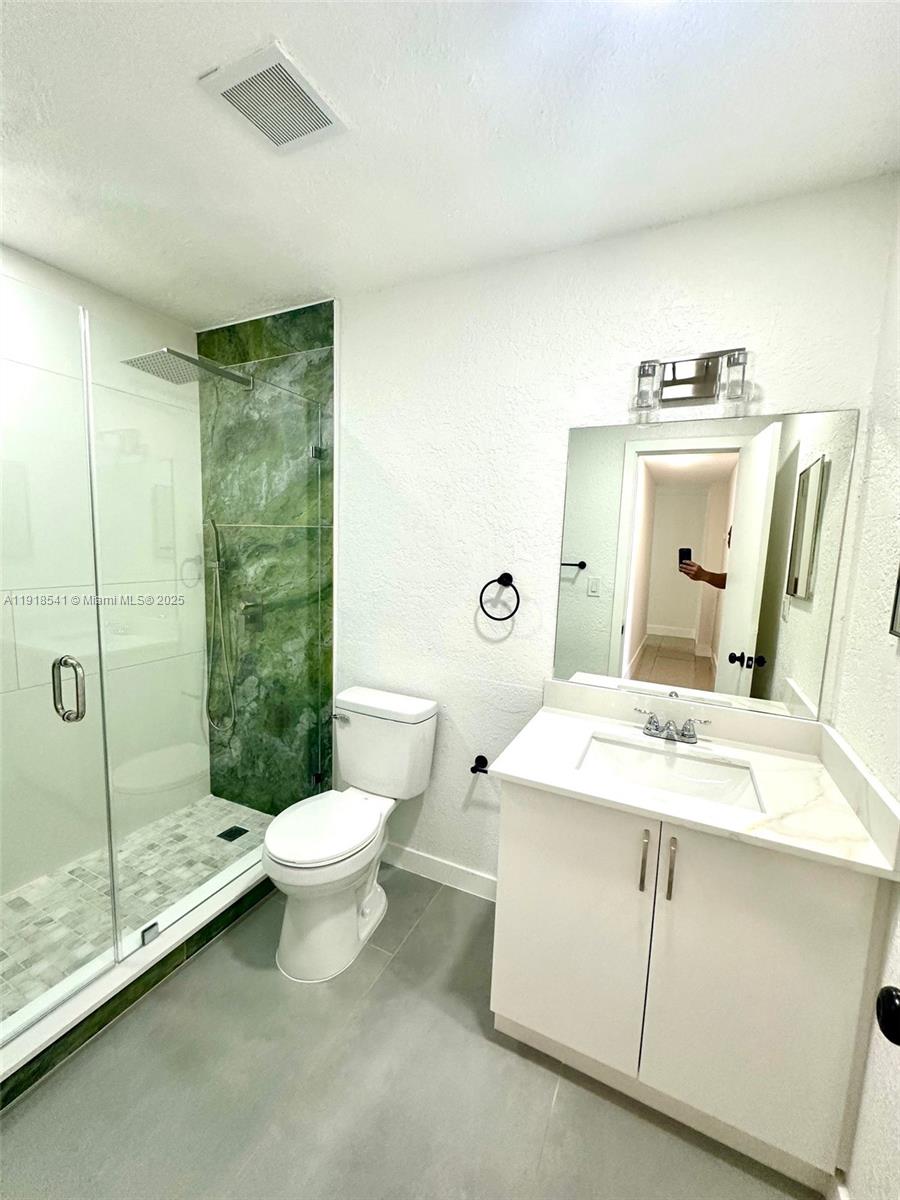 VISTA TOWNHOUSE SEC B - Residential