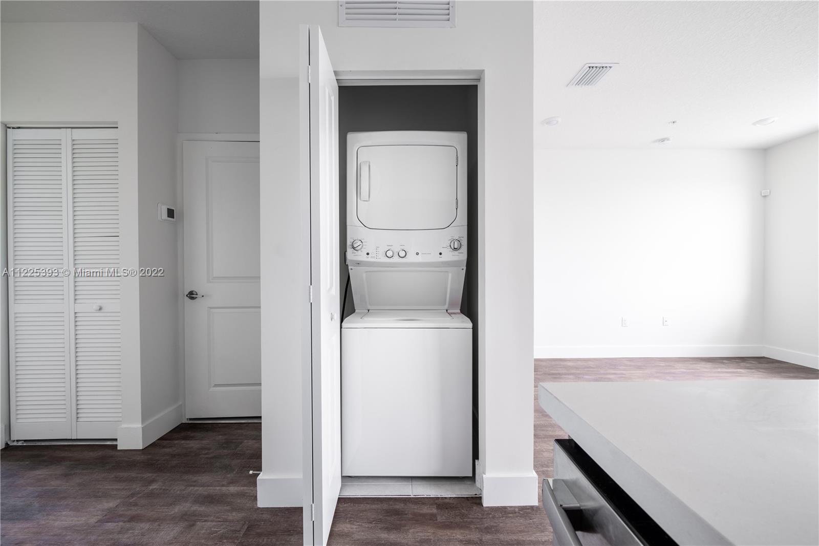 LANDMARK AT DORAL CONDO - Residential Lease