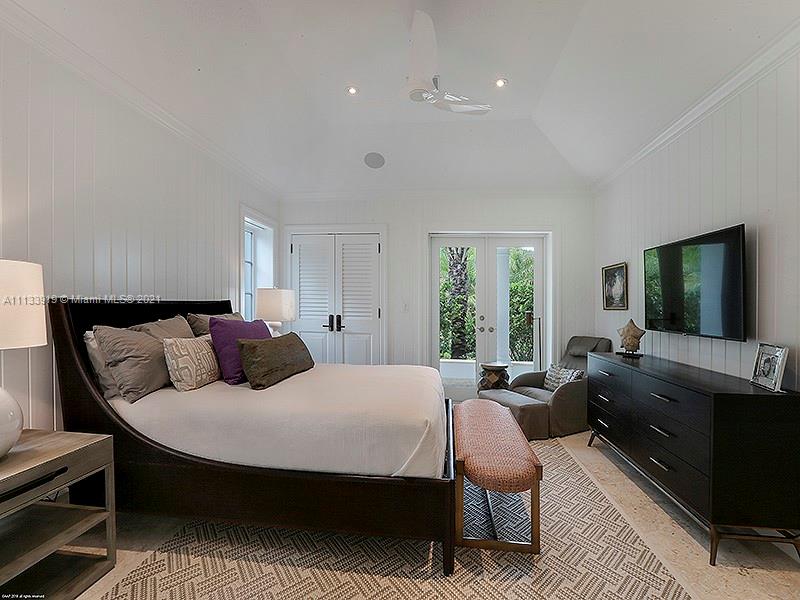 JUPITER ISLAND - Residential