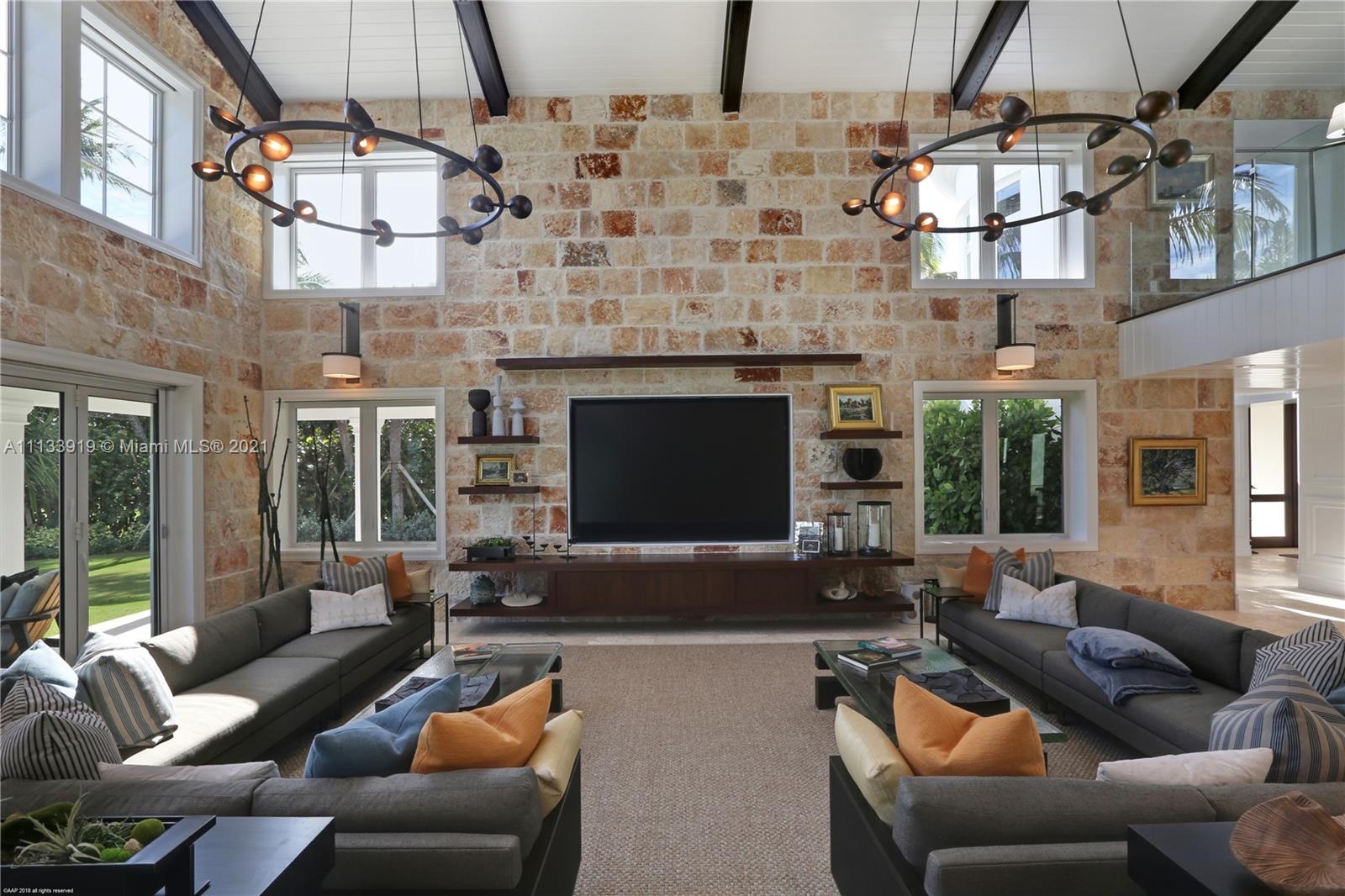 JUPITER ISLAND - Residential