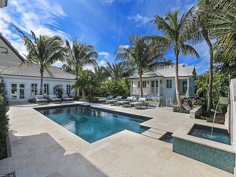 JUPITER ISLAND - Residential