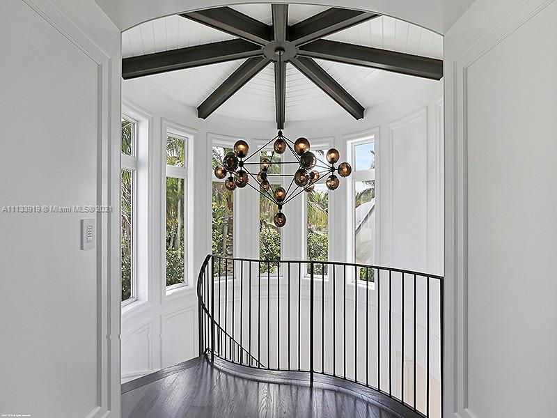 JUPITER ISLAND - Residential