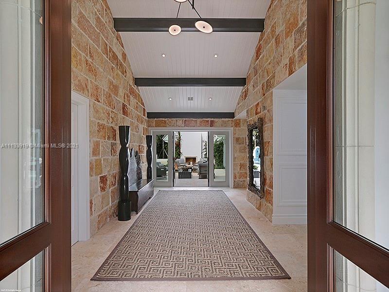 JUPITER ISLAND - Residential