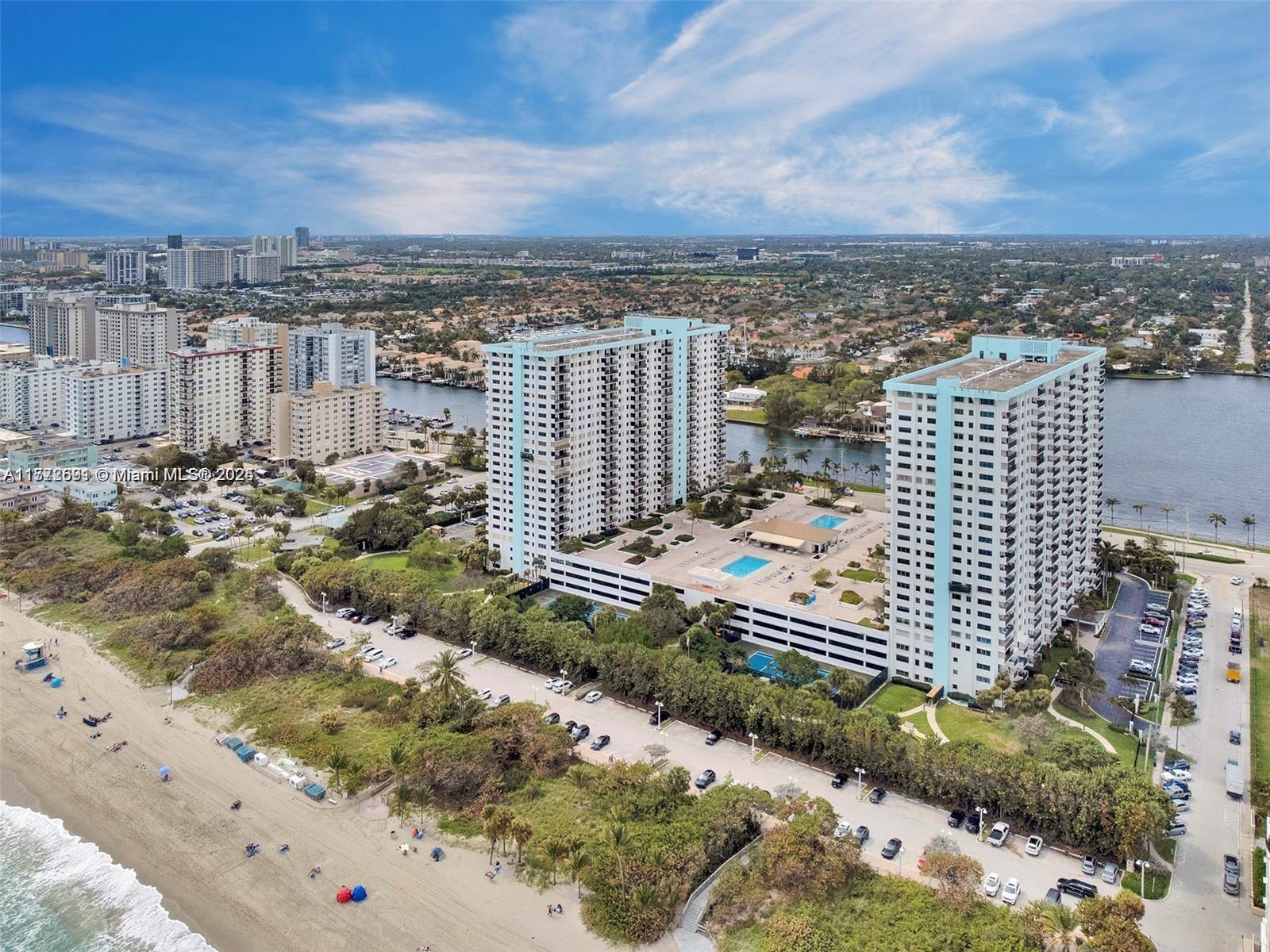 SUMMIT CONDO - Residential