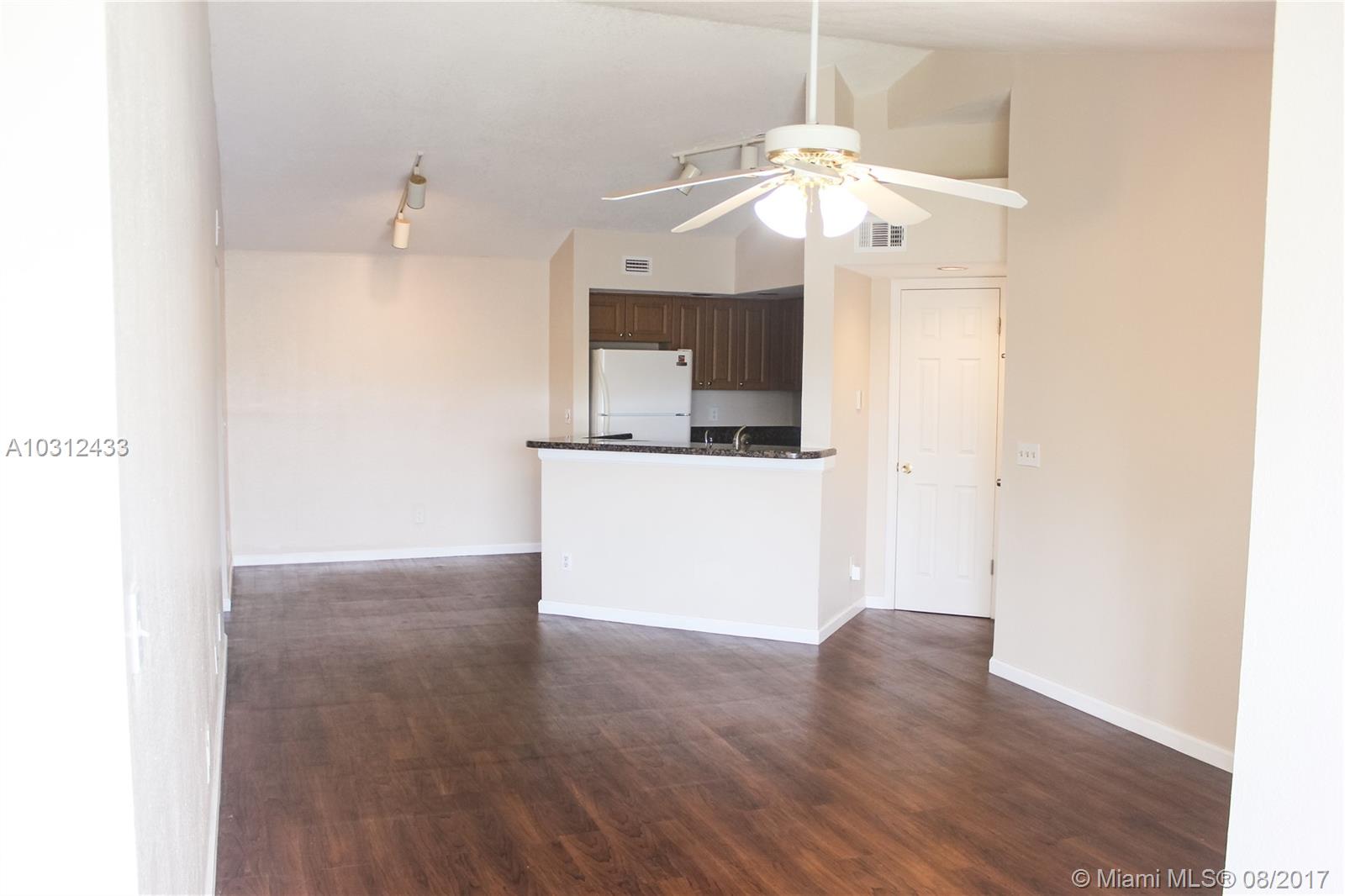 ISLES AT LAGO MAR - Residential Lease