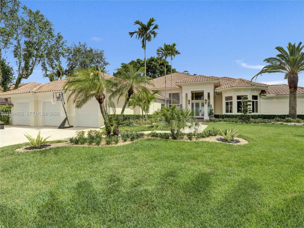 Photo of 2512 Princeton Court, Weston, FL 33327 (MLS # A11994852)