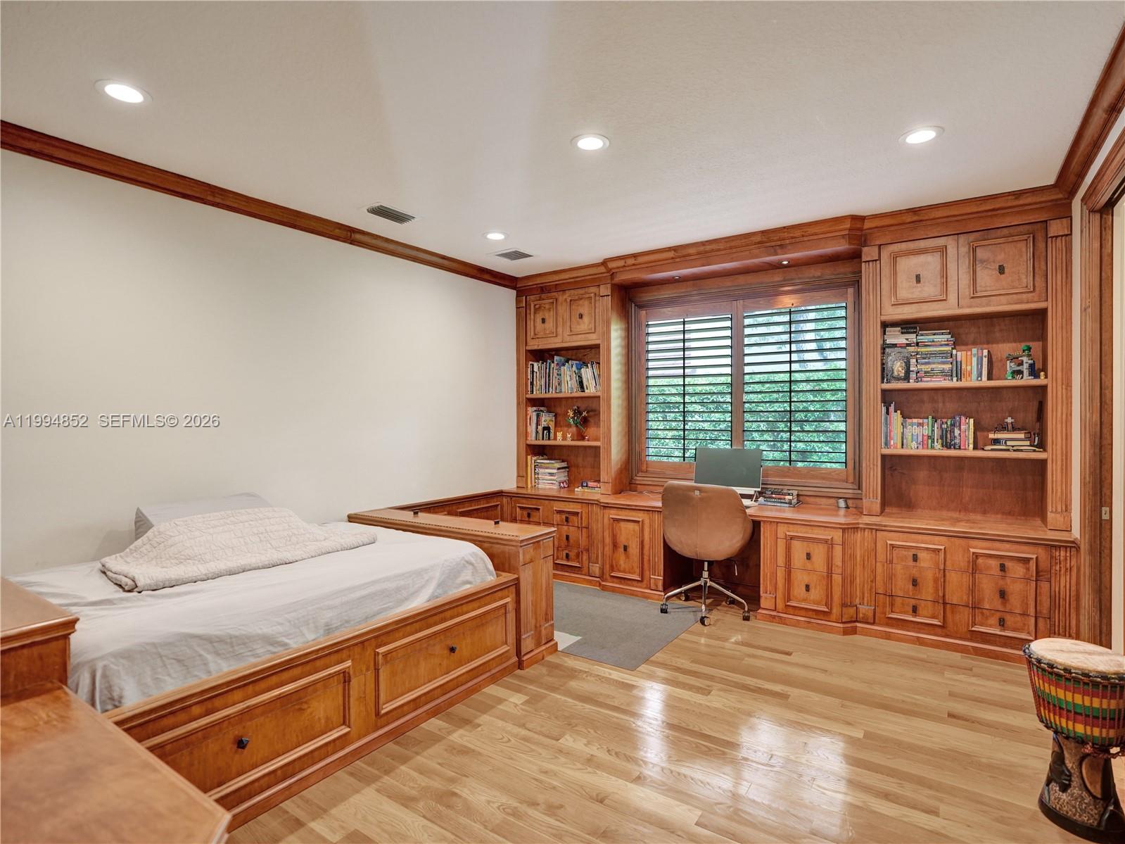 Weston Hills Country Club - Residential