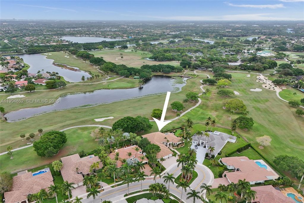 Photo of 2512 Princeton Court, Weston, FL 33327 (MLS # A11994852)