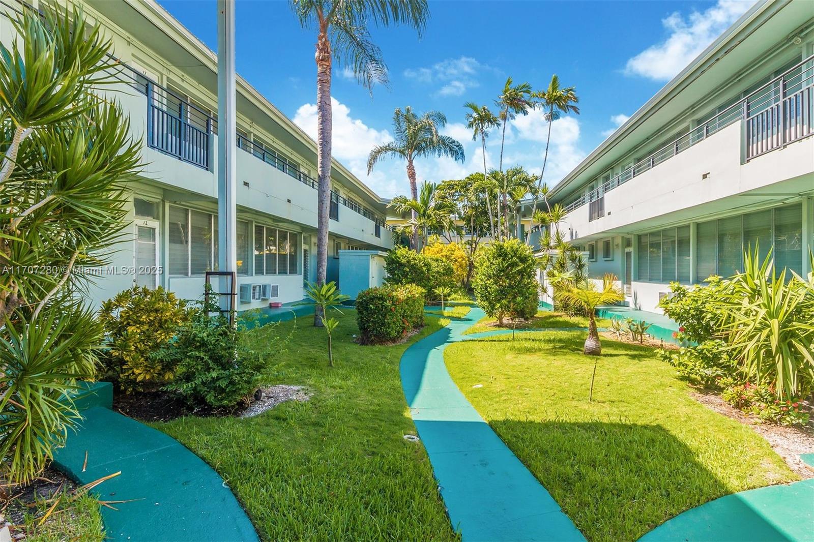 BAY HARBOR ISLANDS, FLORID - Land