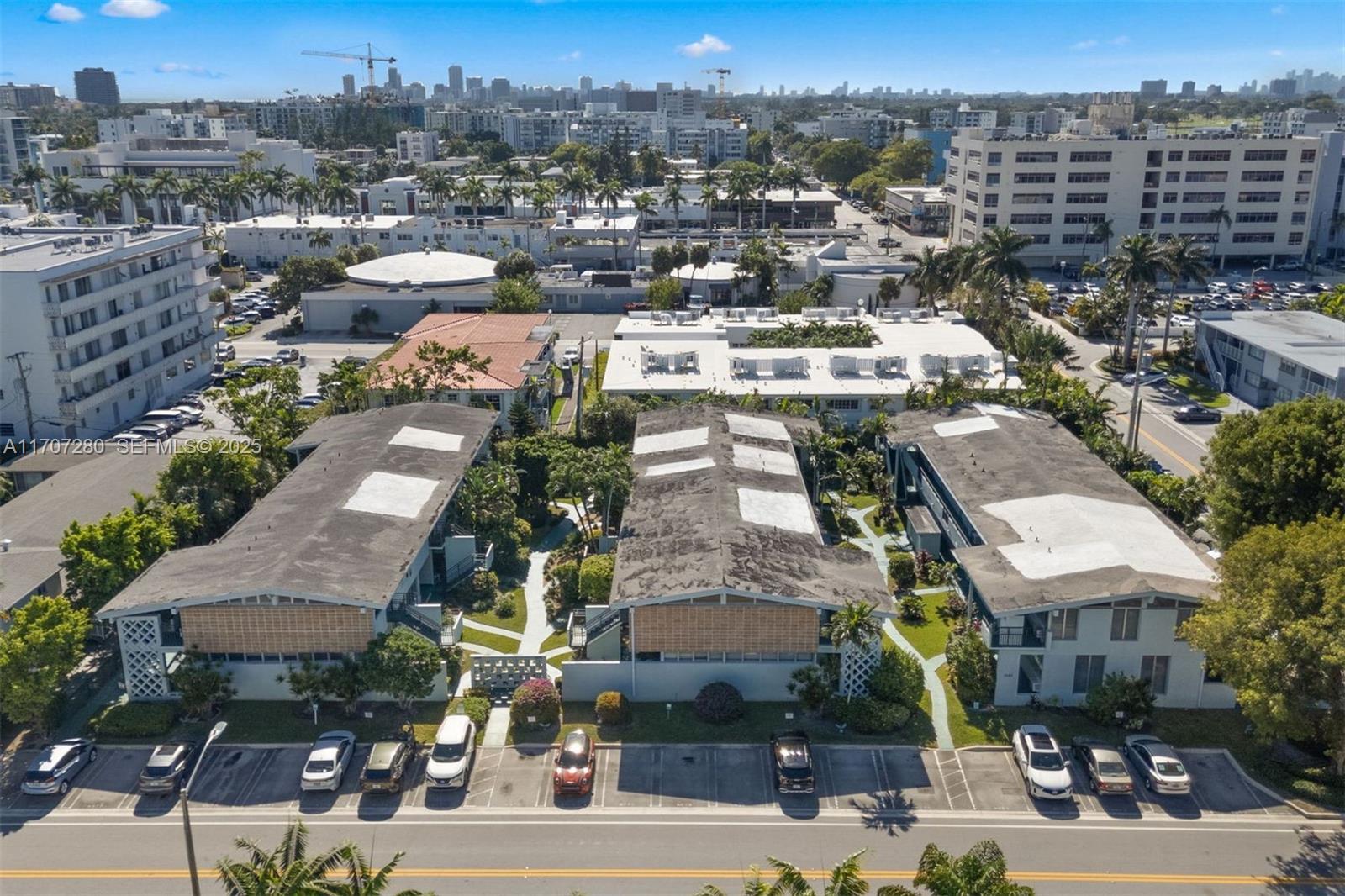 BAY HARBOR ISLANDS, FLORID - Land