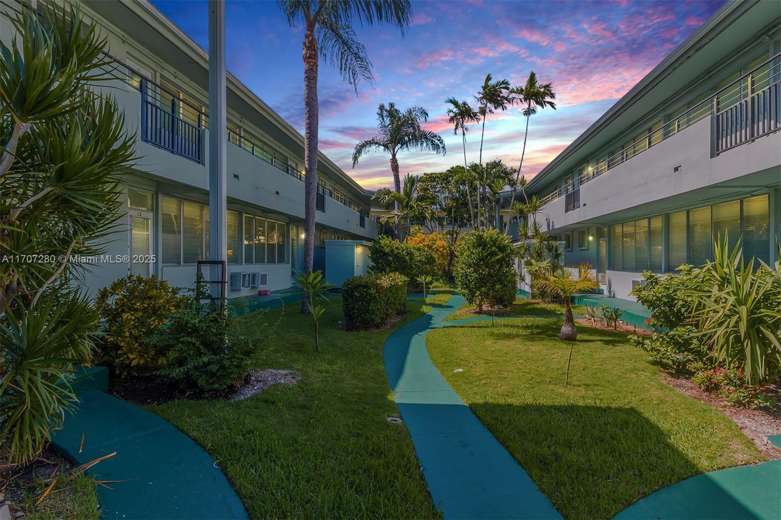 BAY HARBOR ISLANDS, FLORID - Land
