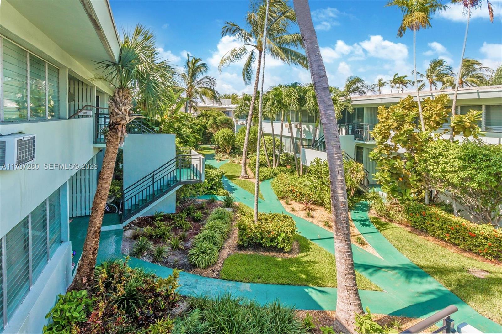 BAY HARBOR ISLANDS, FLORID - Land