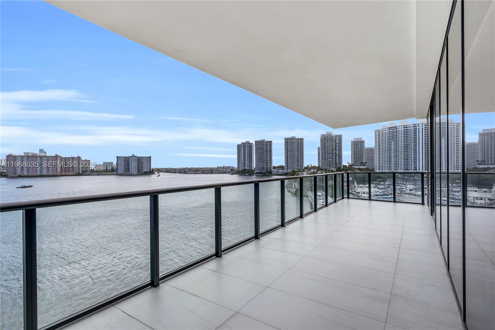PRIVE CONDO - Residential