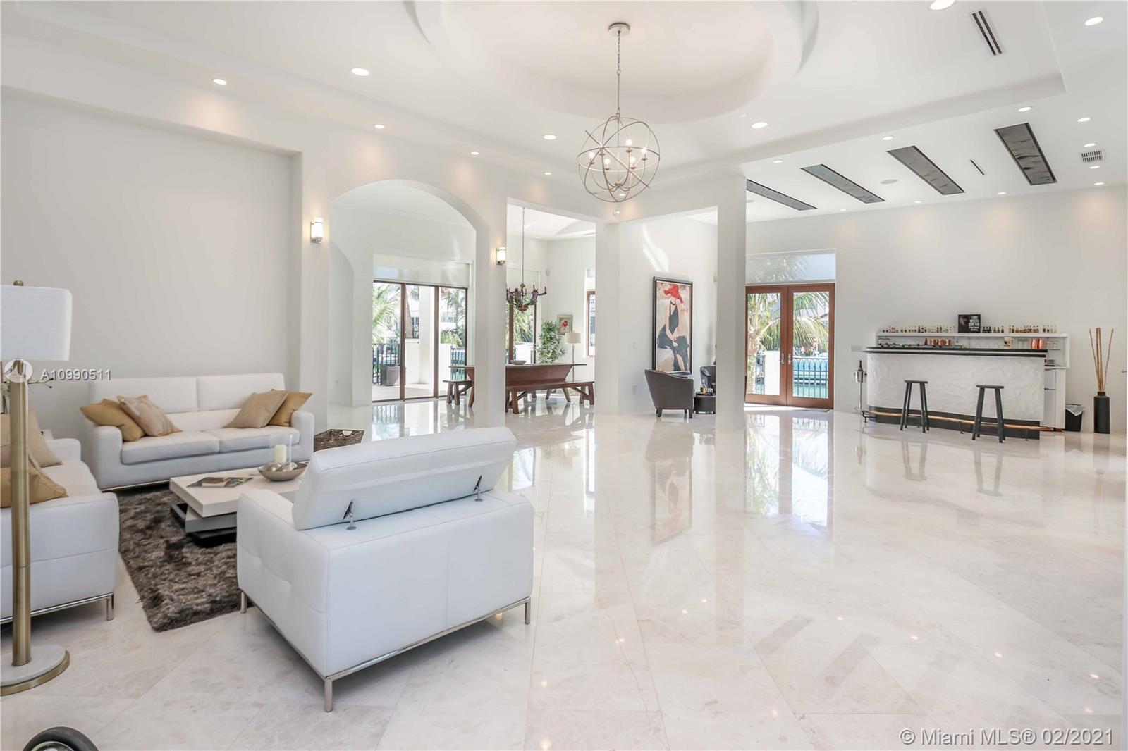 SUNSET LAKE EXTENSION - Residential