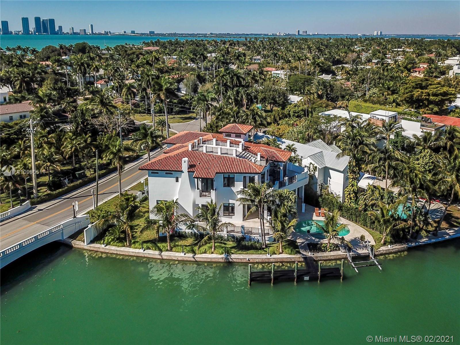 SUNSET LAKE EXTENSION - Residential