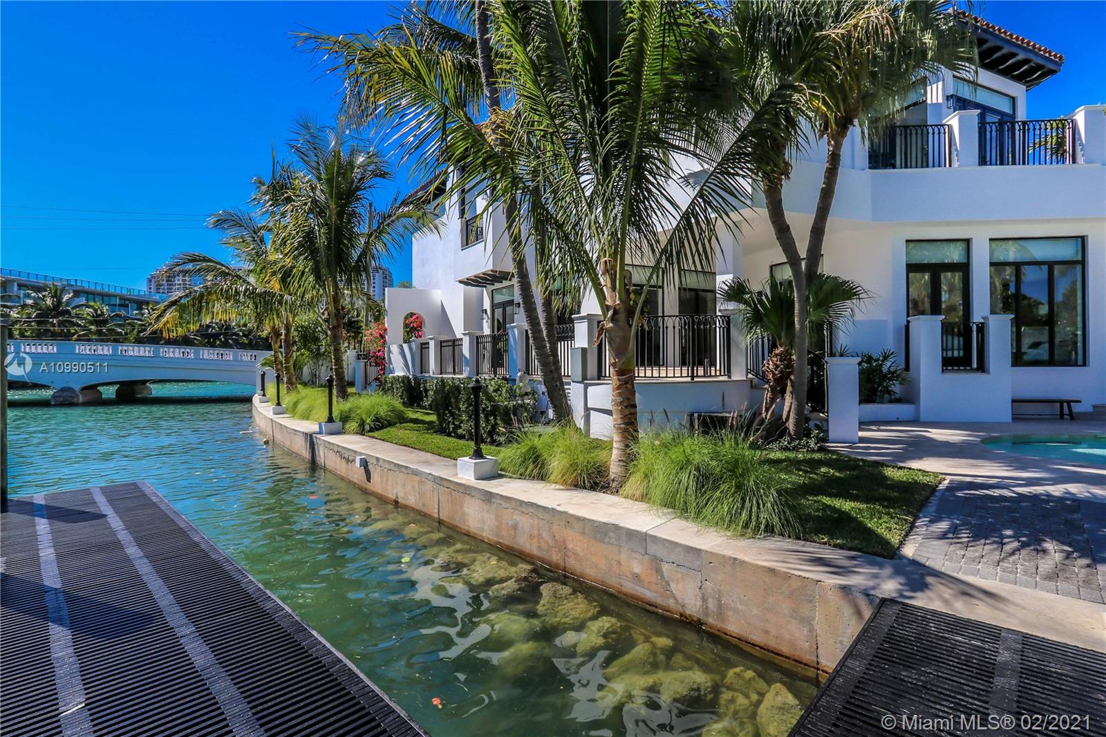 SUNSET LAKE EXTENSION - Residential