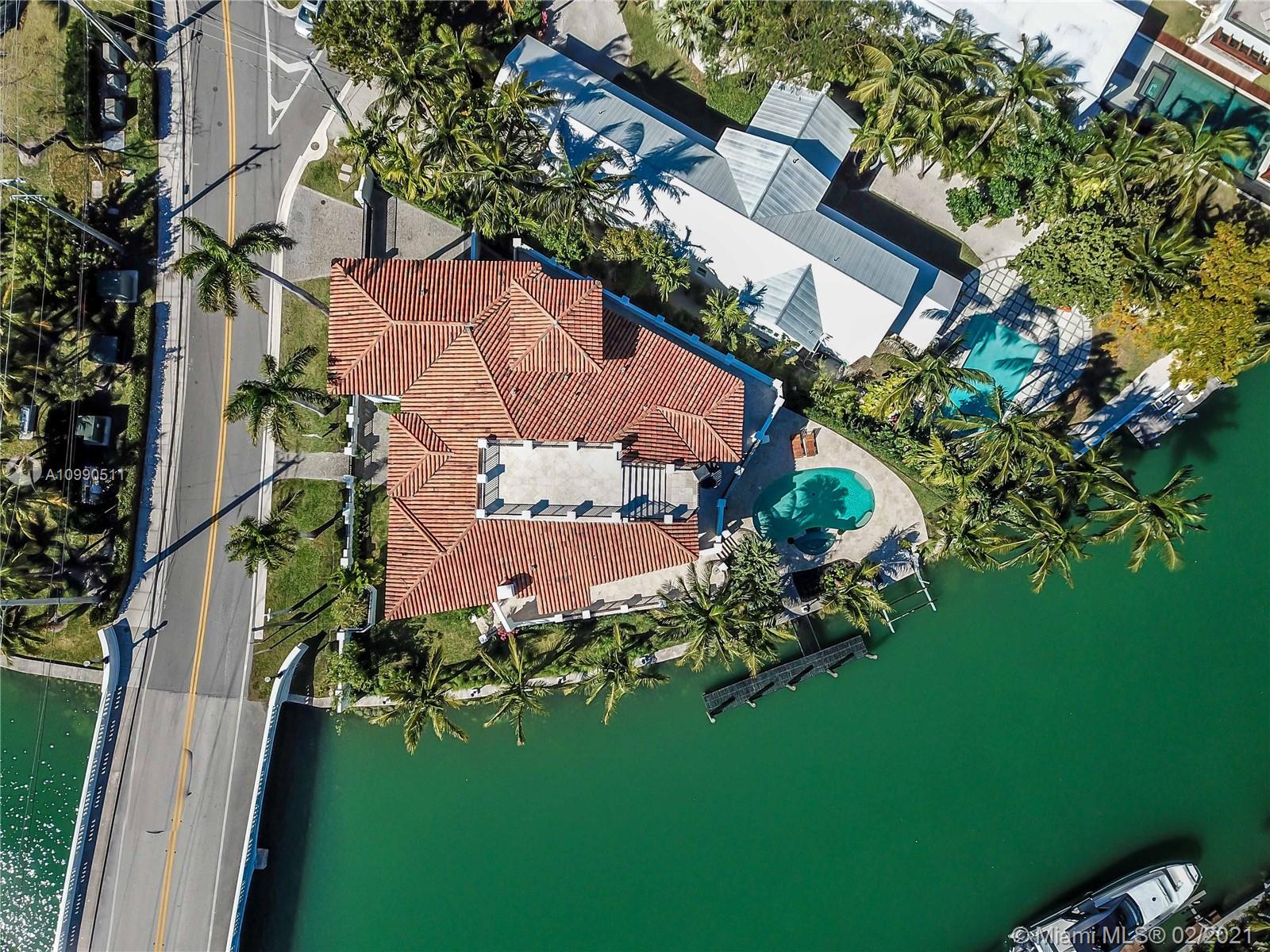 SUNSET LAKE EXTENSION - Residential