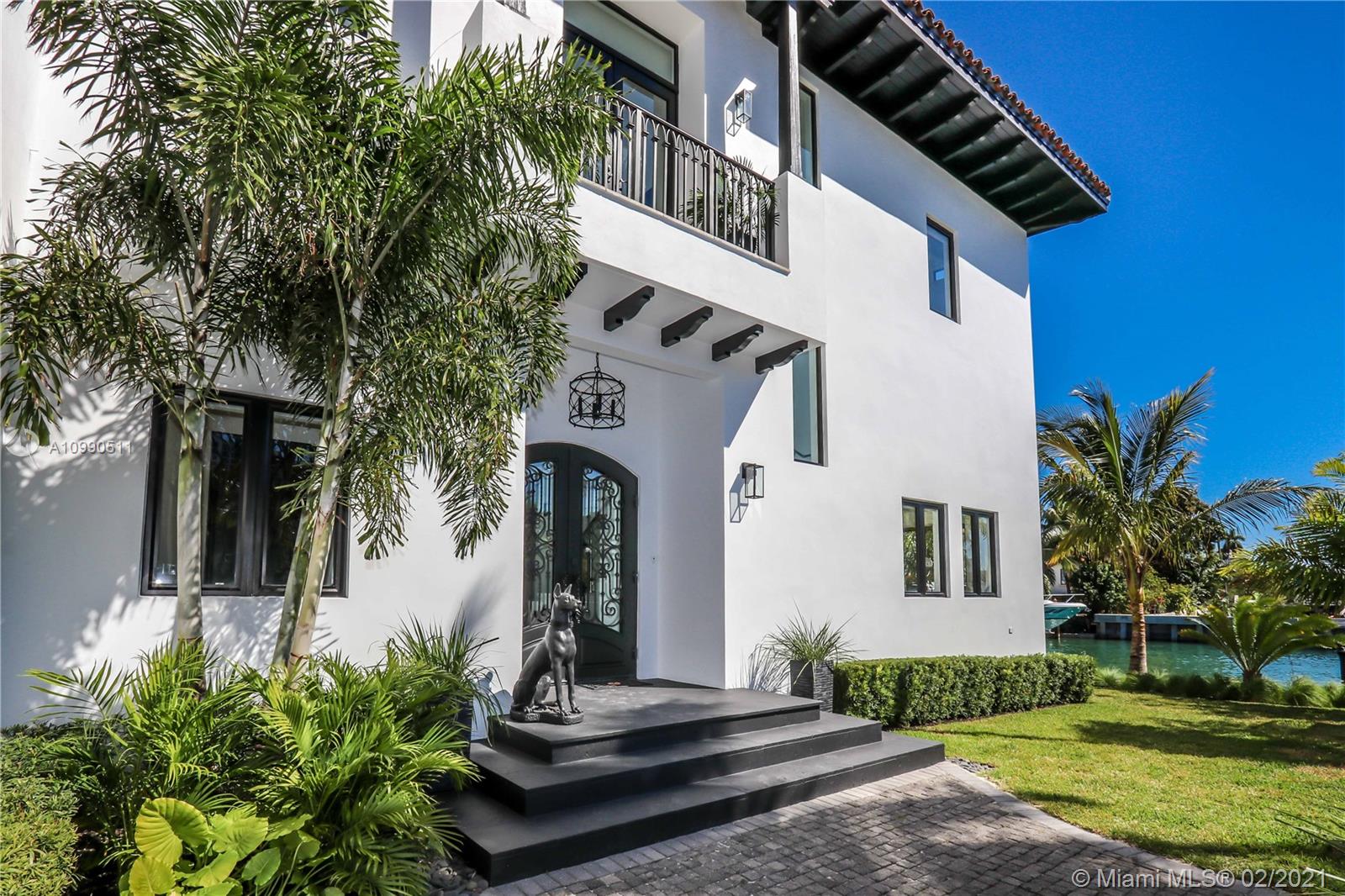 SUNSET LAKE EXTENSION - Residential