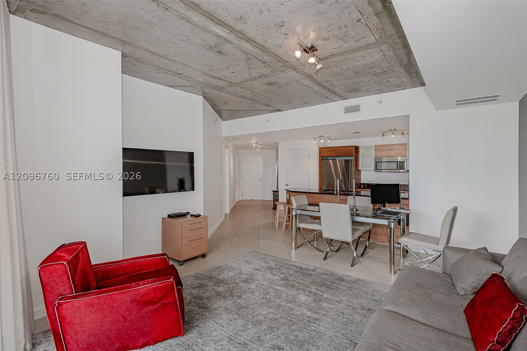 3301 NE 1st Ave H2206