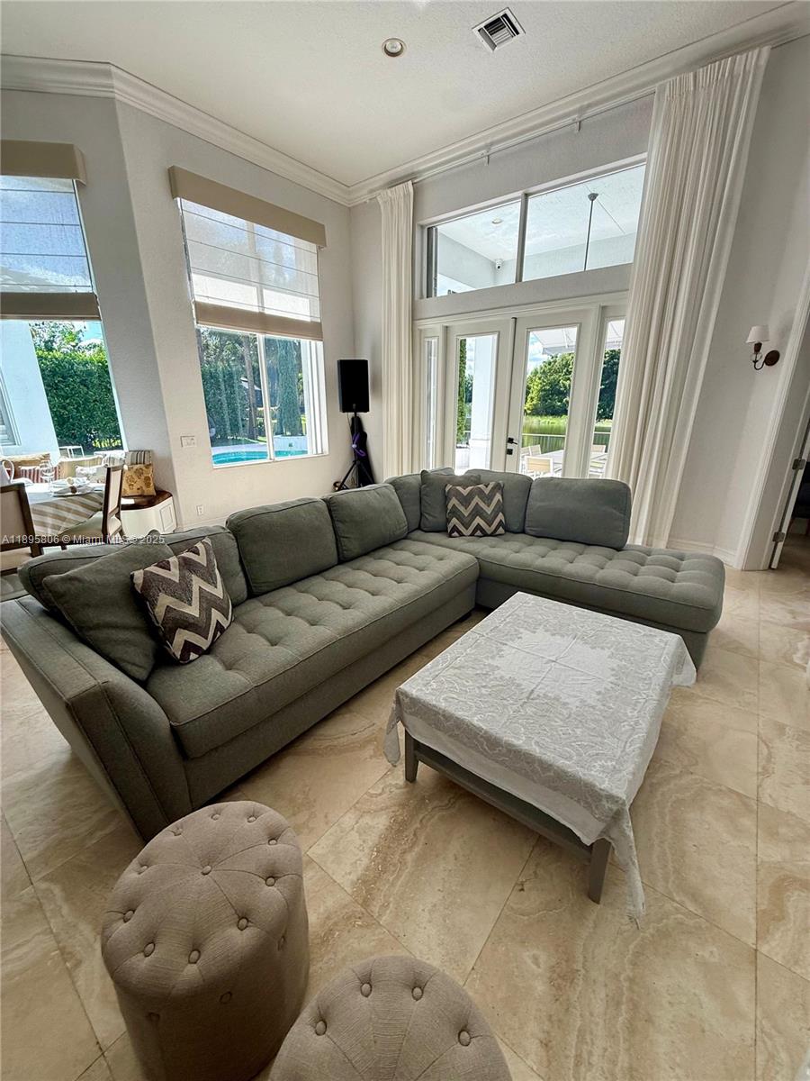 HERON BAY EAST - Residential
