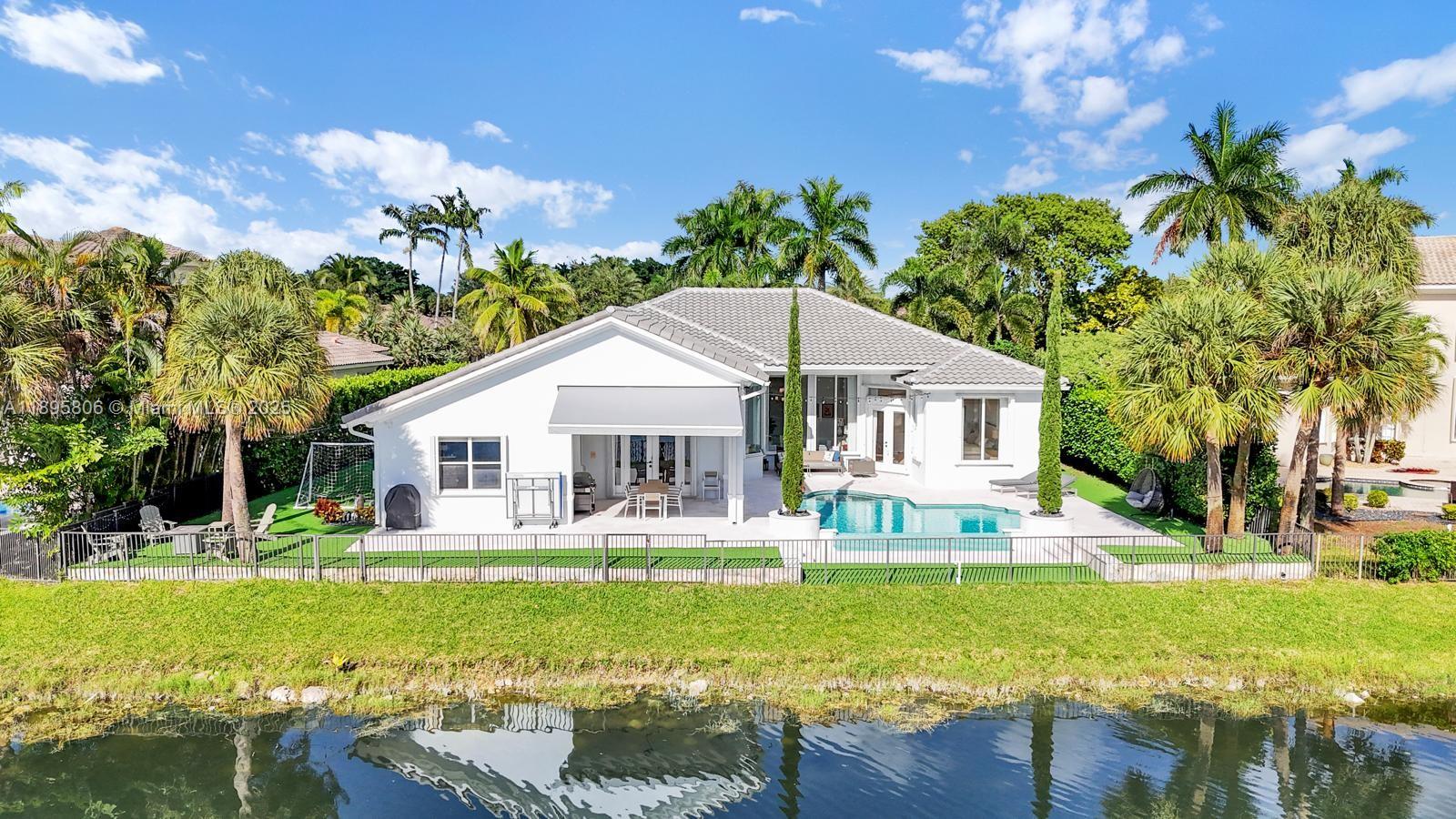 HERON BAY EAST - Residential