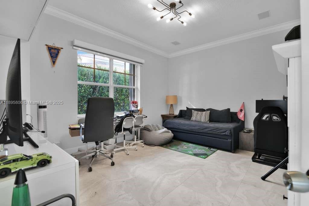 HERON BAY EAST - Residential