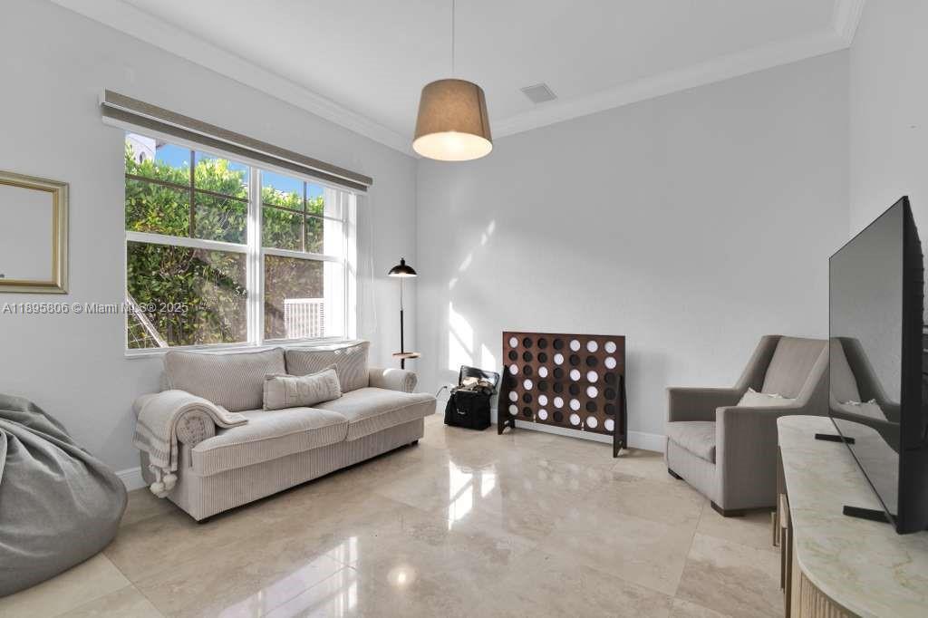 HERON BAY EAST - Residential