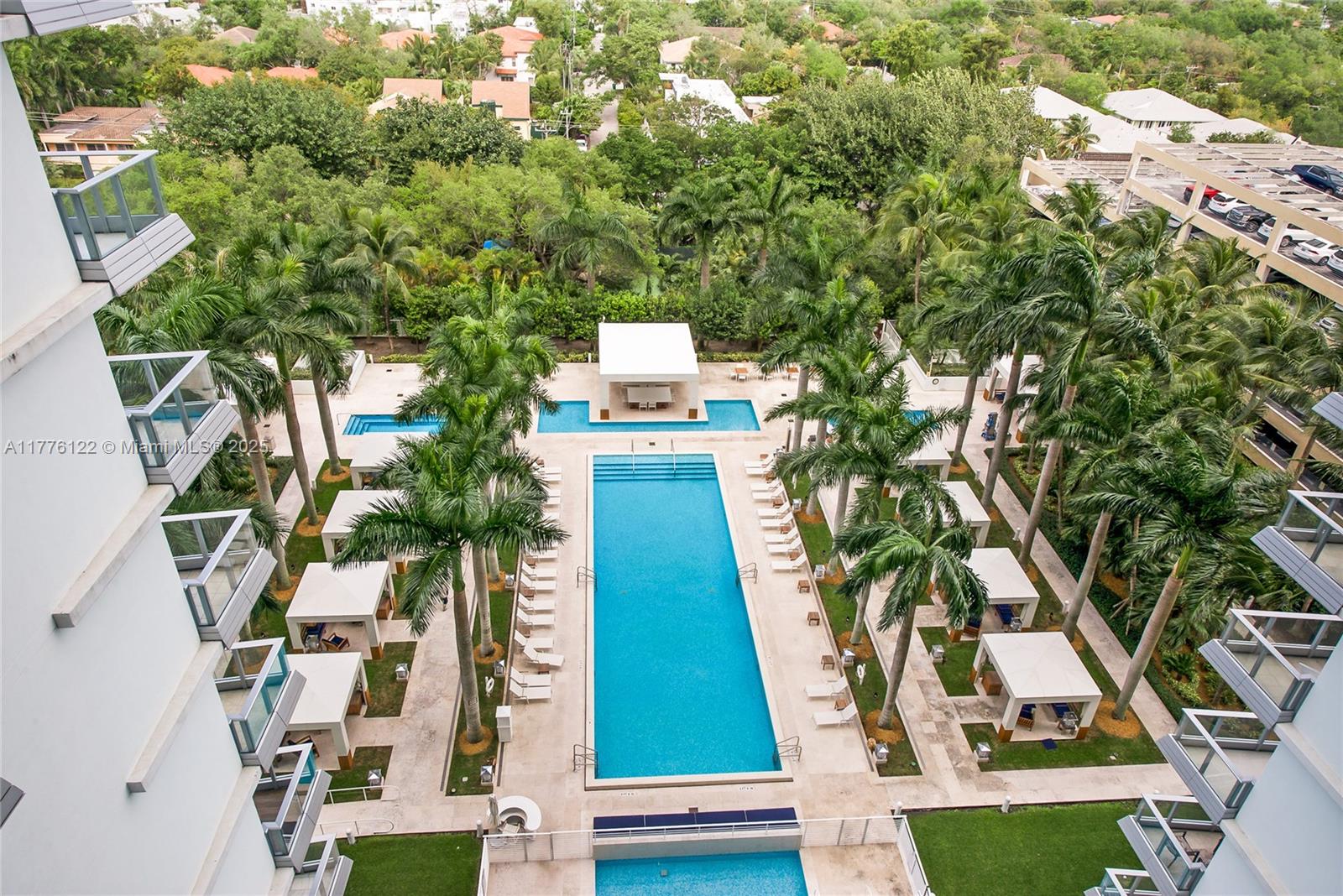 GROVENOR HOUSE CONDO - Residential